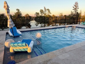 These pool loungers are ready for you to relax and sip your favorite drinks!