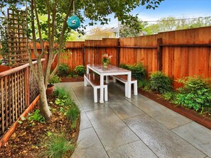 Private courtyard