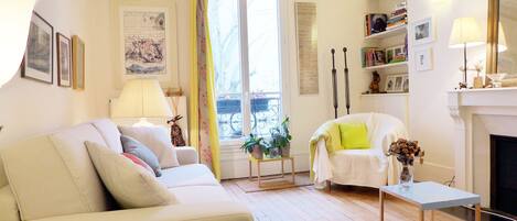 1 - Apt. DAGUERRE - Paris - Denfert - Living room