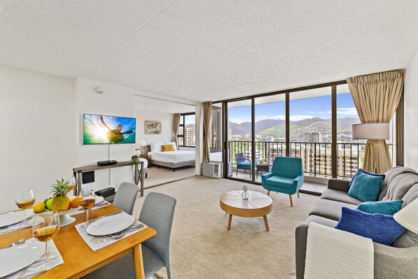 Enjoy your stay in this condo with a beautiful mountain view.