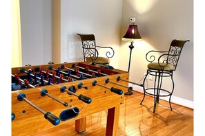 4 chairs 