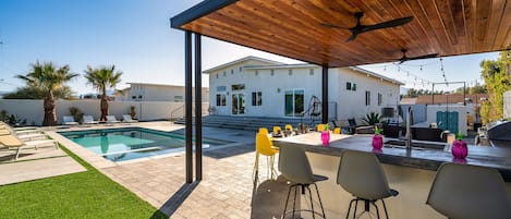 Covered Outdoor Kitchen