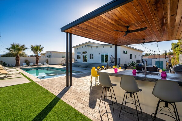 Covered Outdoor Kitchen