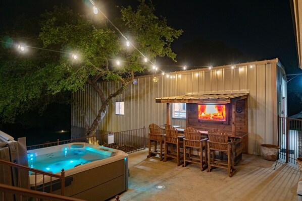 Welcome to The Summit Cowboy! This home is a 4 bedroom 4 bathroom home with an additional bunkroom in the Texas Hill Country.