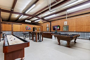 Spielezimmer