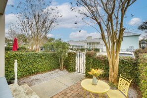 Exterior | 2-Story Townhome | Walk to Beach