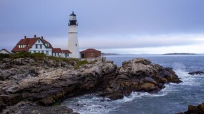 Port Head Light