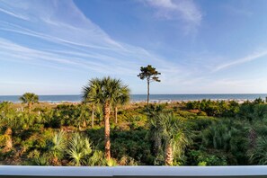 212 Breakers | Balcony View