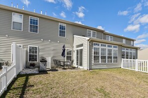 37464 Oliver Drive, Bayview Landing- Fenwick area