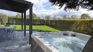 Et la détente... Le jacuzzi....
