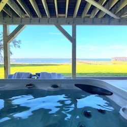 Hot Tub Relax!