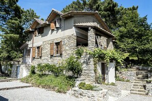 Building Exterior, Main Entrance, Outdoor