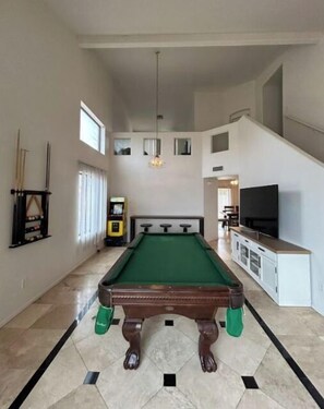 Spielezimmer