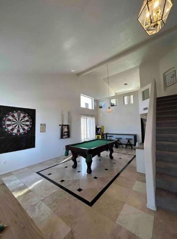 Spielezimmer