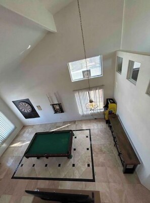 Spielezimmer