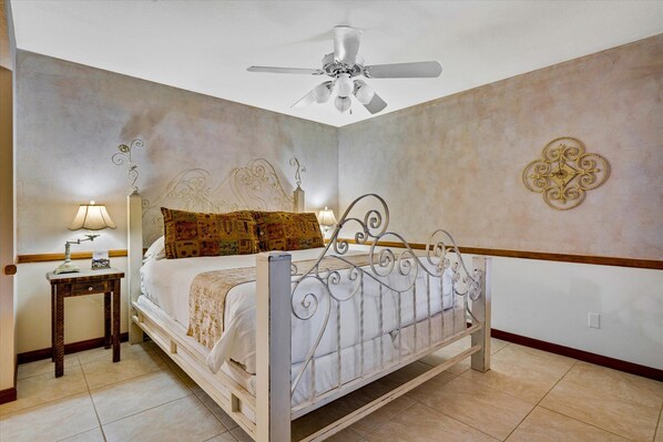 Country suite