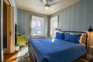 Queen Bedroom