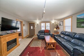 Living Room & Fireplace