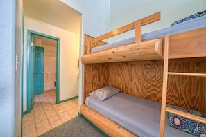 Loft Bedroom- Two Single Beds