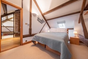 Waterside Barn, Binham: Bedroom two with 4'6" double bed