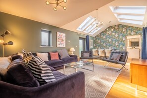 Cedar House, Holt: A contemporary hideaway with stylish and vibrant interiors