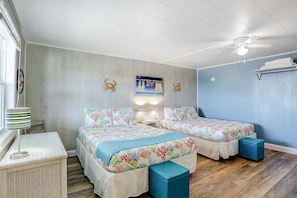 Queen beds. Linens provided