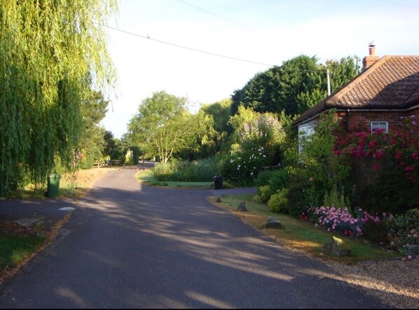 Barton Close (Private Road)