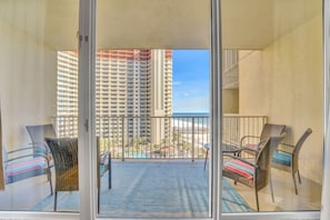 Balcony views!