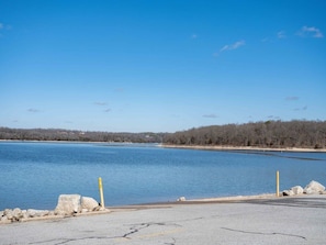 Just a half a mile to Beaver Lake's boat launch makes it convenient to bring your boat, paddleboards, or kayaks and adventure on the lake.
