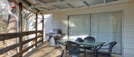 Murphys Vacation Rental | 1BR | 1BA | 800 Sq Ft | Step-Free Access