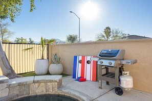 BBQ Grill and outdoor game