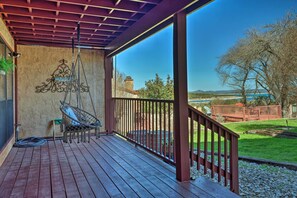 Deck | Lake Views