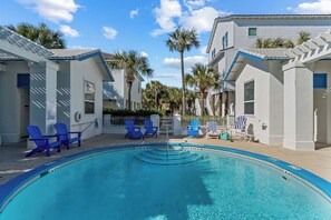 Community pool
