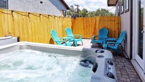 Bain à remous extérieur