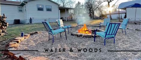 Looking for a lake house that has it all? Welcome to Water & Woods Lake Retreat!