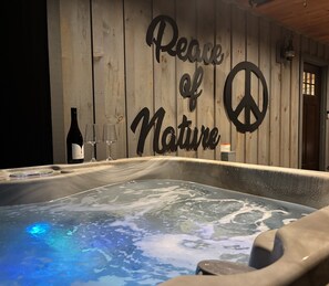 What better way to end your day than with an evening soak in the hot tub?