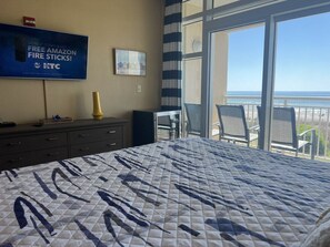 Master bedroom / access to private balcony doors