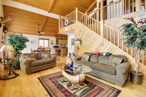 Living Room | Free WiFi | Central Heating & A/C