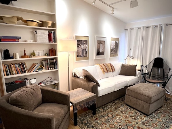 La Ventana Living Room