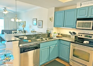 Crystal Tower 605. 2 Bedroom 2 Bathroom. Sleeps 8. Managed by Island Rentals