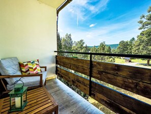 Cloud, Sky, Furniture, Nature, Plant, Wood, Shade, Outdoor Furniture, Building, Grass