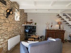 Möbel, Interior Design, Wand, Flooring, Holz, Zimmer, Fussboden, Wohnzimmer, Decke, Couch