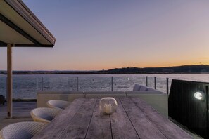 690 Pukehina - Holiday Home - Outdoor Dining (1)