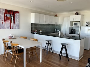 Kitchen Dining Area