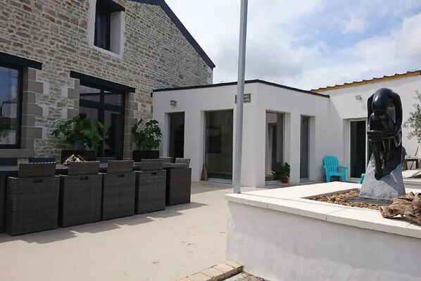Holiday Home Exterior [summer]