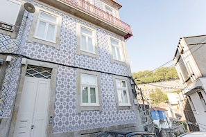 Esterni
