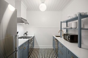 Upgraded Stainless Steel Kitchen with Gas Stove