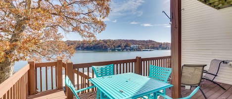 Lake Ozark Vacation Rental | 3BR | 2.5BA | 1,475 Sq Ft | Stairs Required