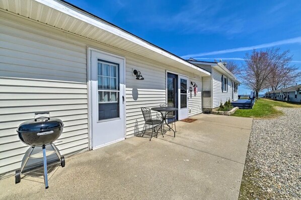 Own patio with grill