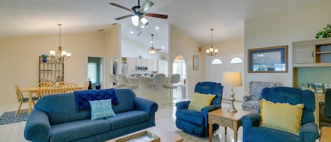 Crystal River Vacation Rental | 2BR | 2BA | Stairs Required | 1,576 Sq Ft